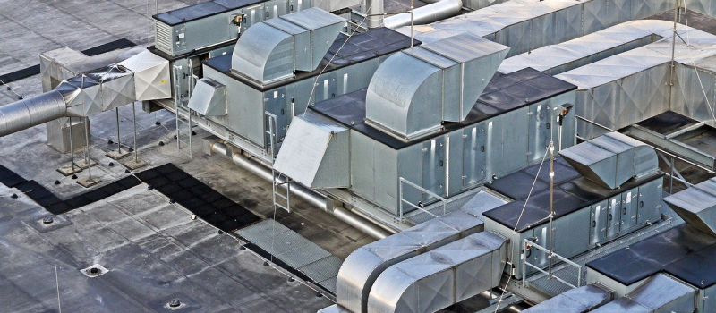 Commercial Roofing Maintenance: Scheduling, Tips and More